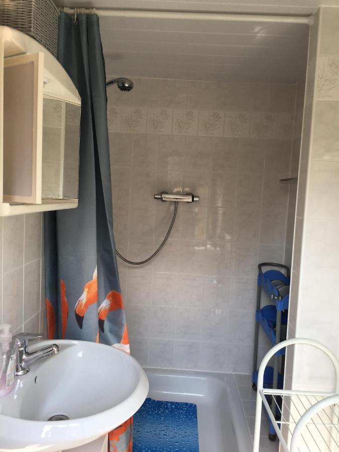 Ferienbungalow Karnitz/Ruegen ภายนอก รูปภาพ