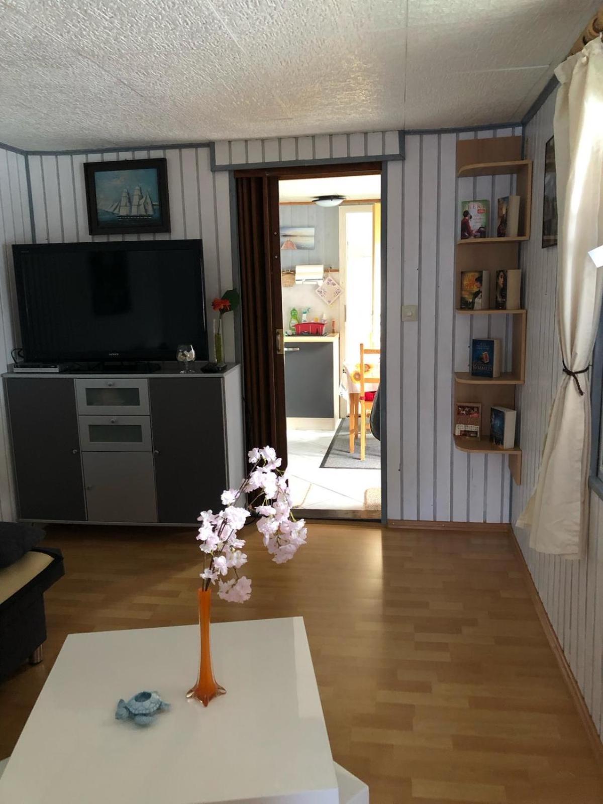 Ferienbungalow Karnitz/Ruegen ภายนอก รูปภาพ